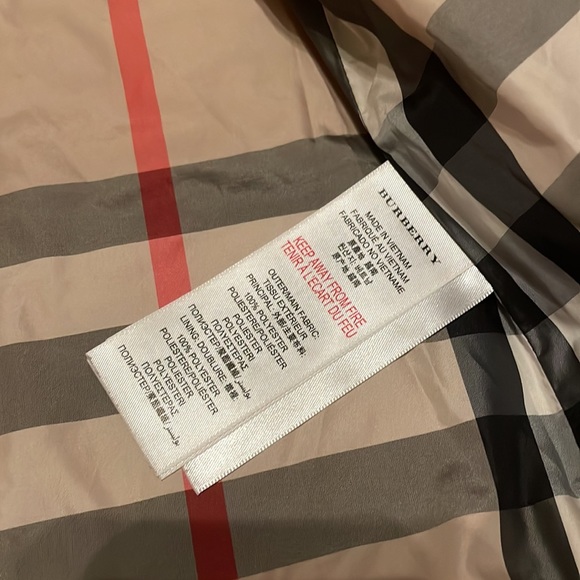 Burberry Girls Toddler 2Y Pink Classic Plaid Reversible Hood Quilted Jacket - Picture 7 of 9